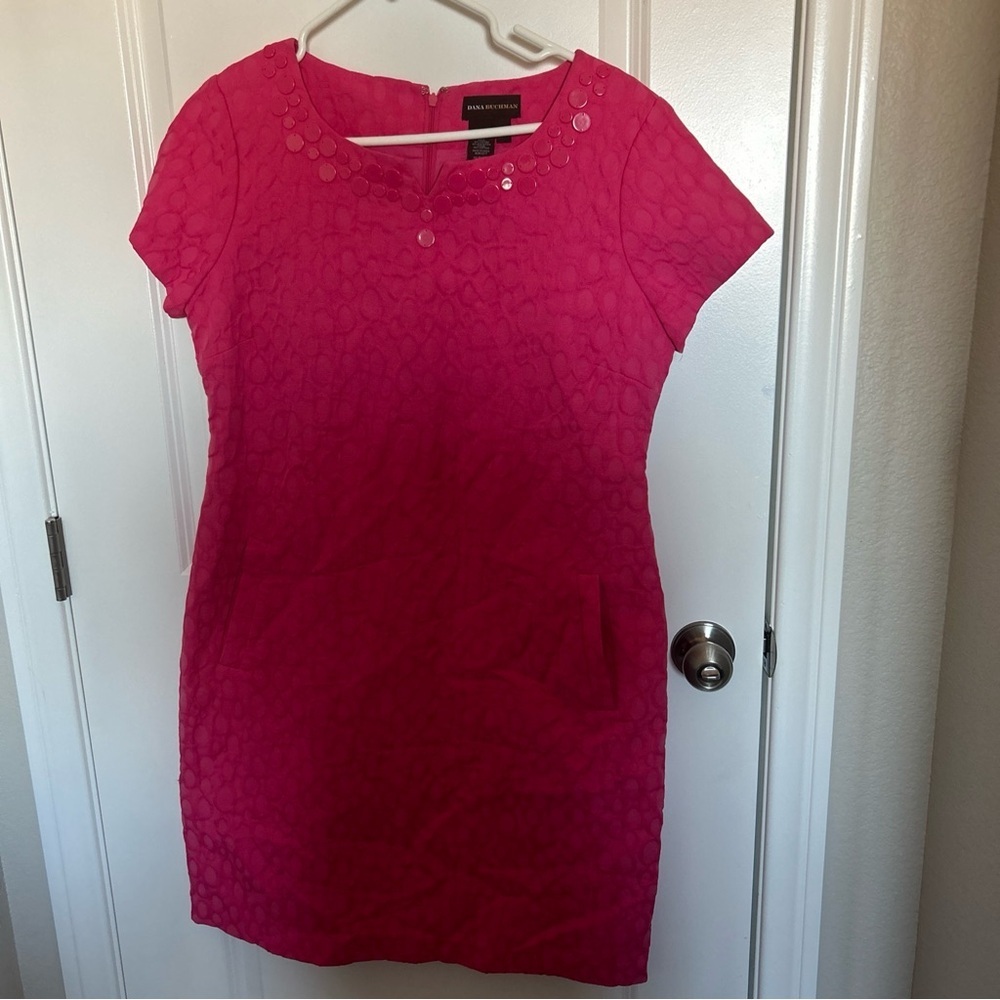 Dana Buchman Dress 12 Hot Pink Textured Geometric Circle Trim Neck Knee Length
